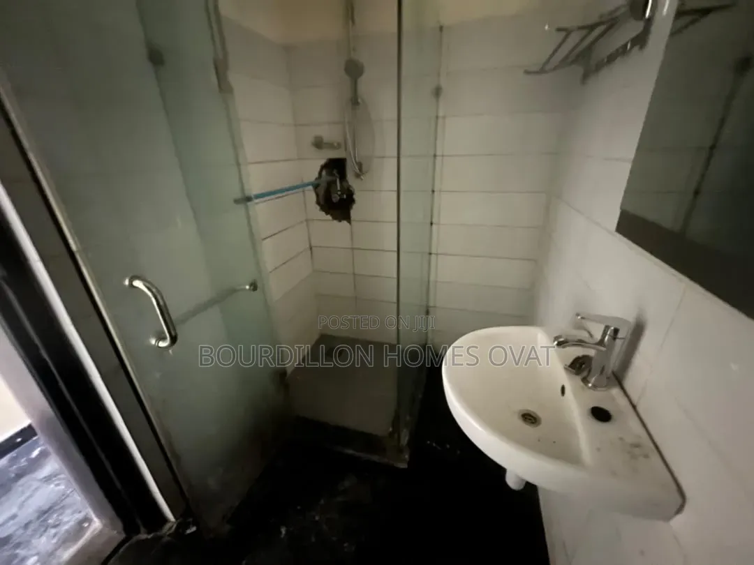 1bdrm Apartment in Banana Island Lagos for rent