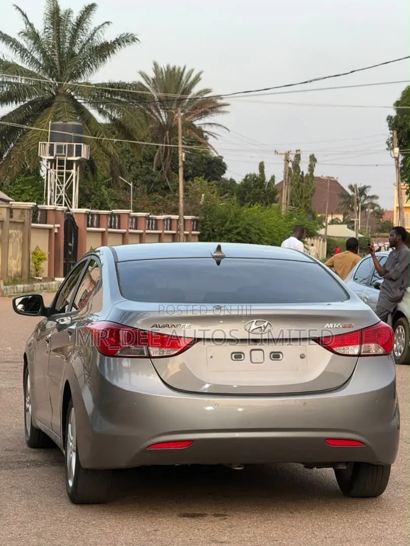 Hyundai Elantra 2015 Gray