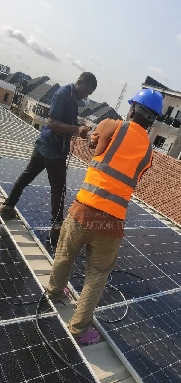 Professional Solar Inverters Installer