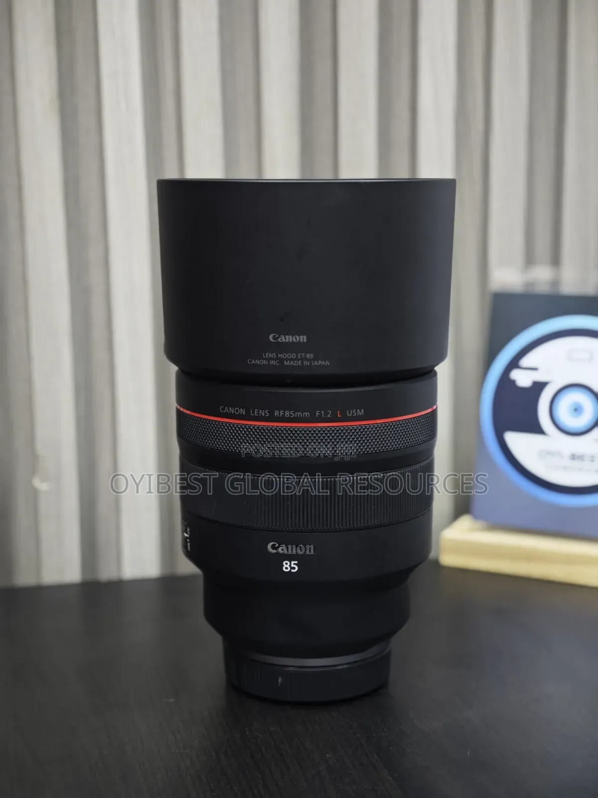 Canon Rf Lens 85mm F1.2 L USM Minit Lens 80% New