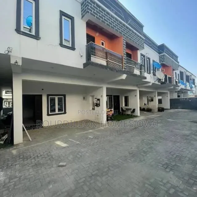 4bdrm Duplex in Ikota Gra Lekki for sale