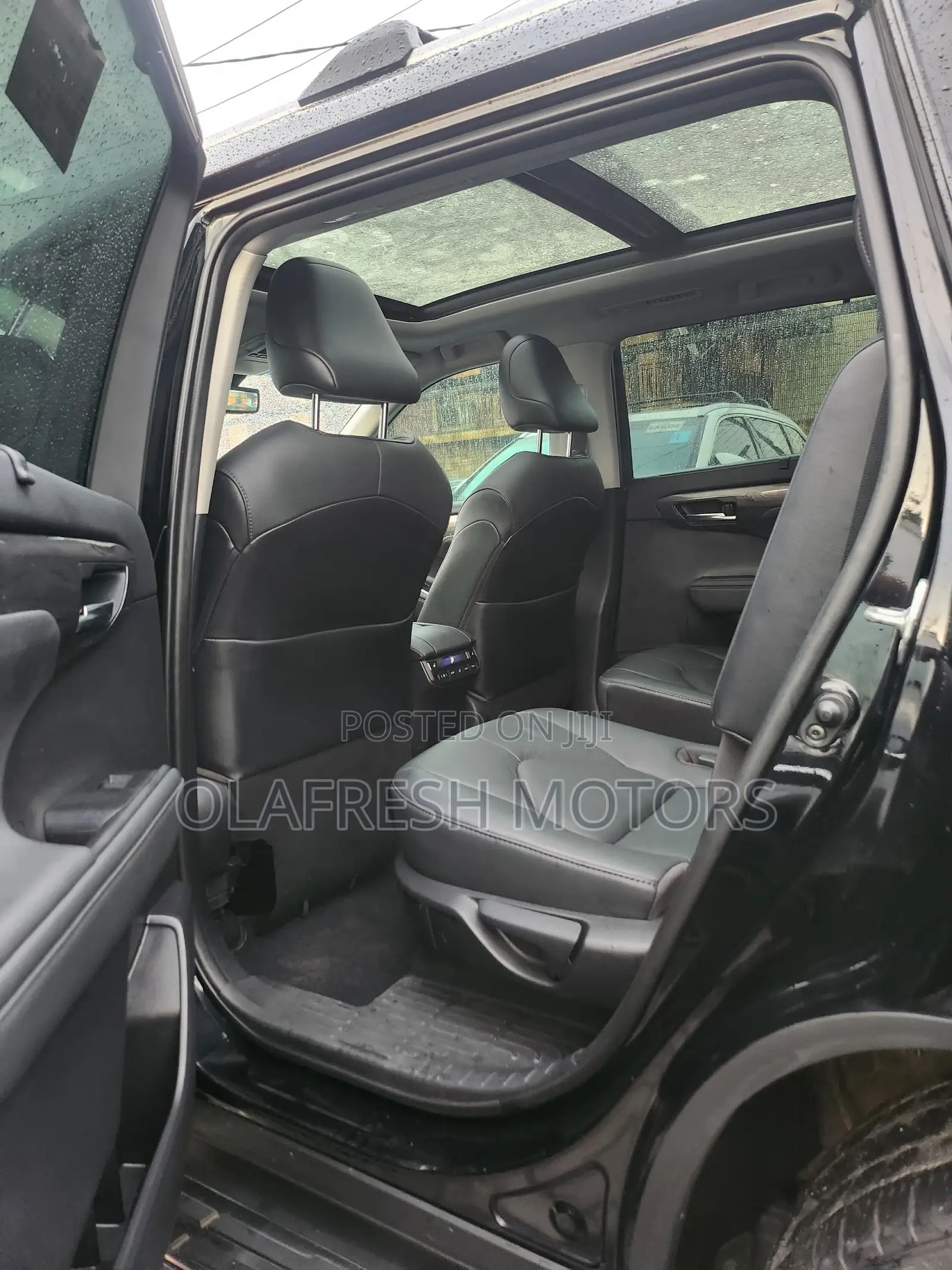 Toyota Highlander Platinum 2021 Black