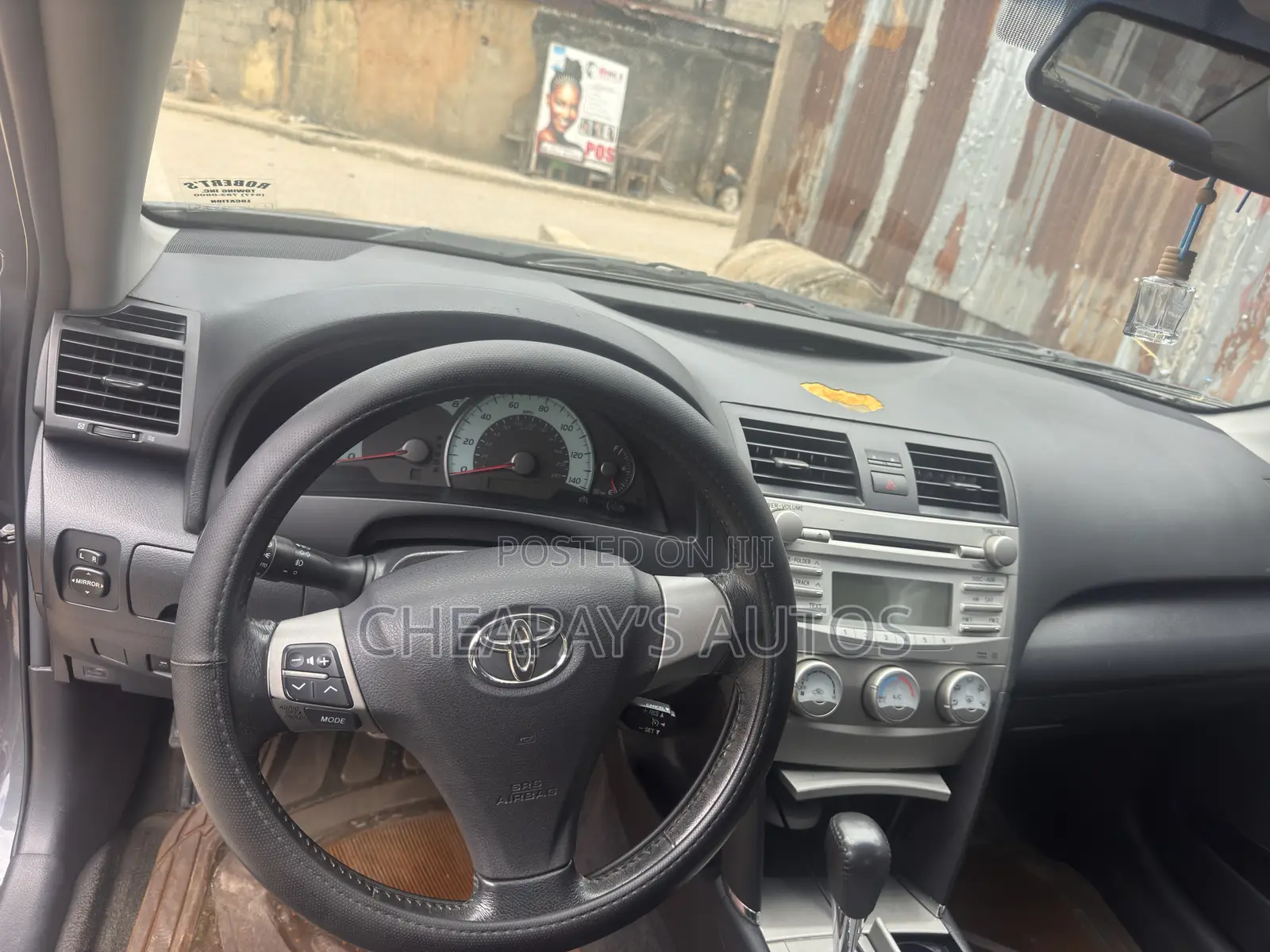 Toyota Camry SE 4dr Sedan (2.5L 4cyl 6A) 2011 Gray