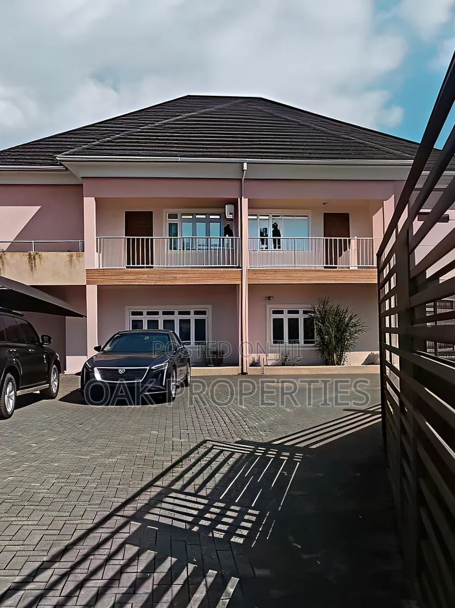 3bdrm Duplex in Old Gra for rent