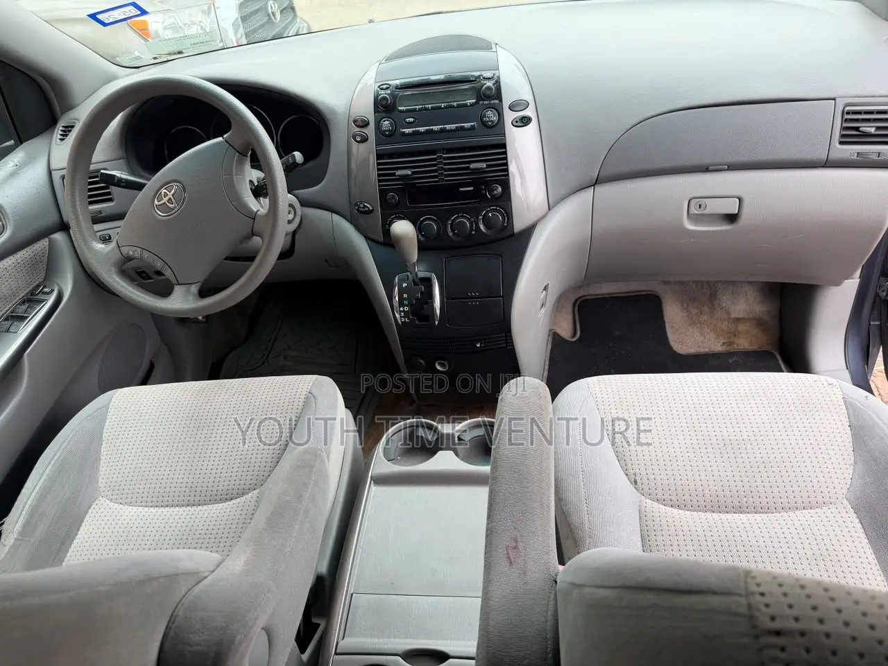 Toyota Sienna CE FWD 2007 White