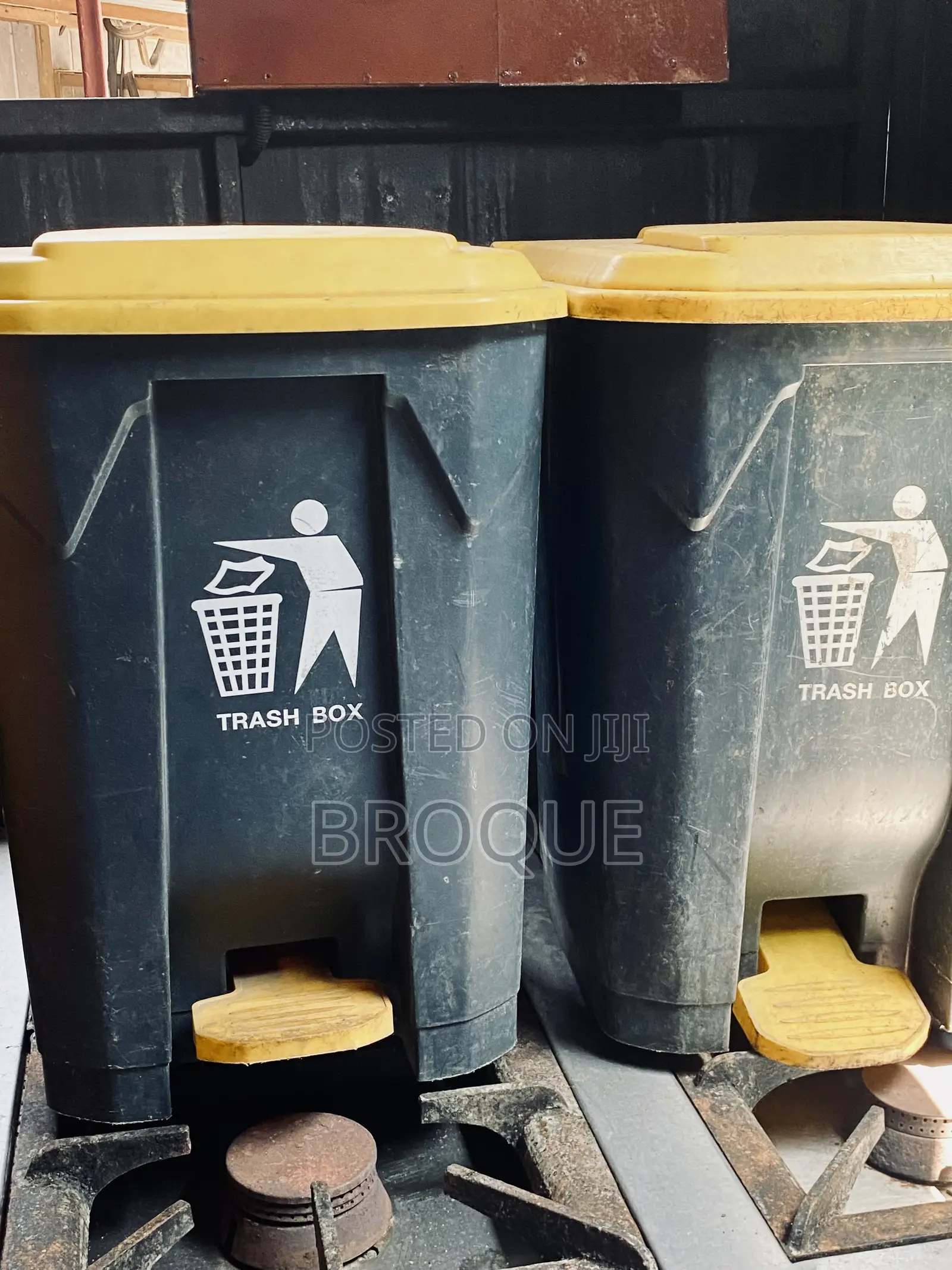 Foreign Waste Bin