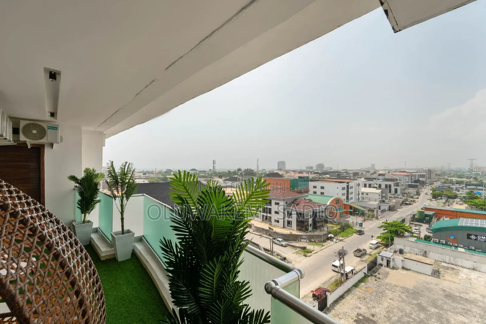 Furnished 6bdrm Apartment in Lekki Phase 1 for rent
