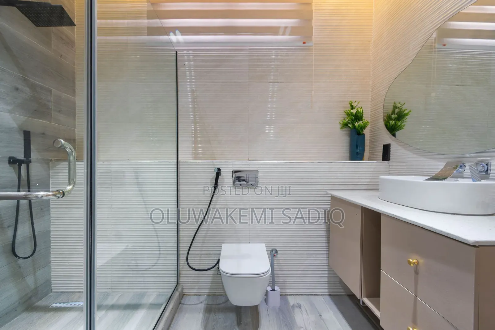 Furnished 6bdrm Apartment in Lekki Phase 1 for rent