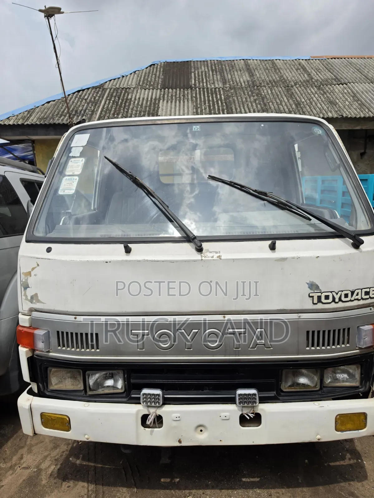 Toyota Dyna Old Model 3Y Petrol Engine Manual Transmission