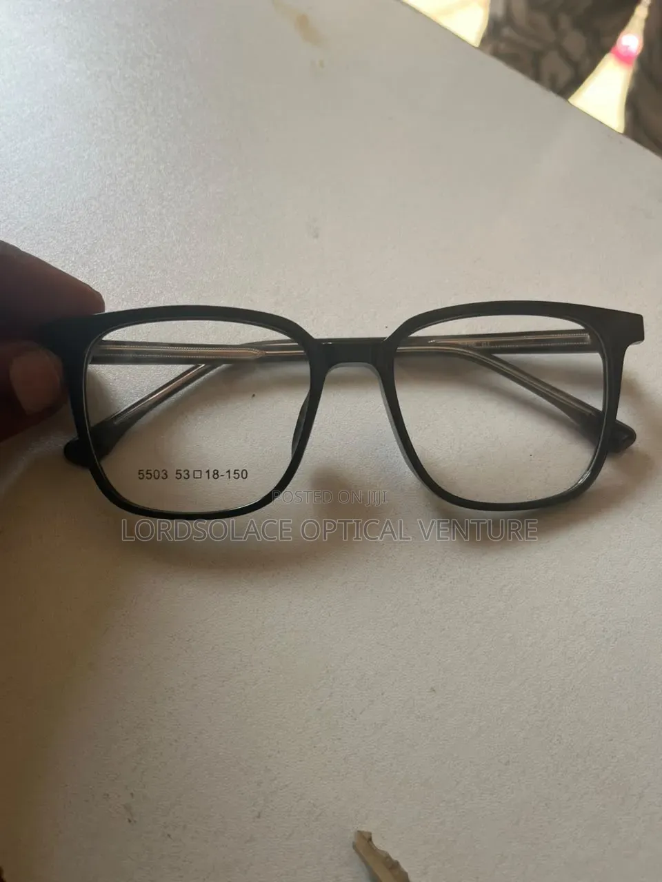 Anti-Reflection Glasses