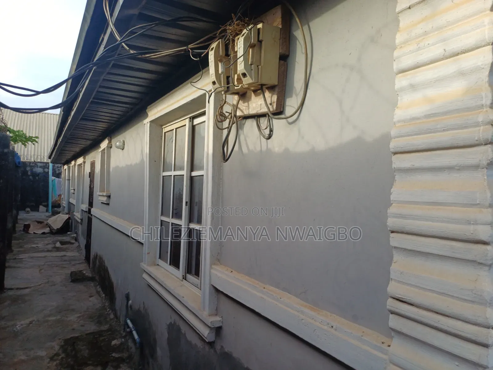 4bdrm Bungalow in Igbogbo for sale