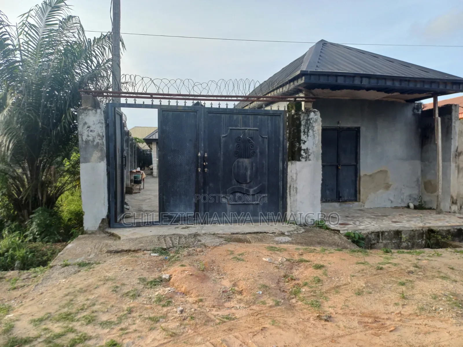 4bdrm Bungalow in Igbogbo for sale