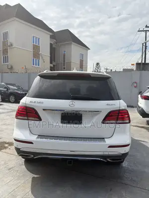 Mercedes-Benz GLE-Class 2017 White