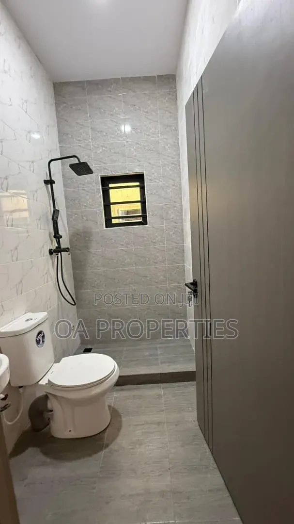 3bdrm Bungalow in Idi-Ishin Estate, for sale