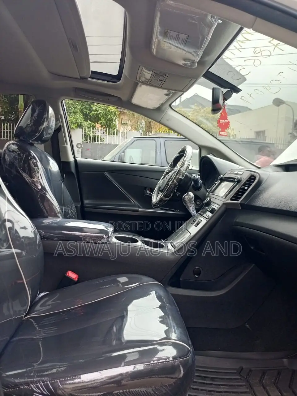 Toyota Venza XLE 4dr Wagon AWD (3.5L 6cyl 6A) 2014 White