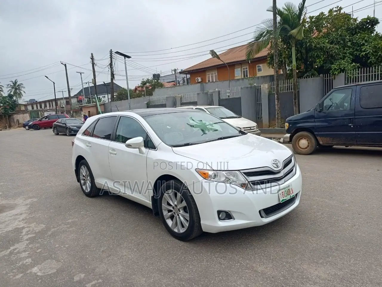 Toyota Venza XLE 4dr Wagon AWD (3.5L 6cyl 6A) 2014 White
