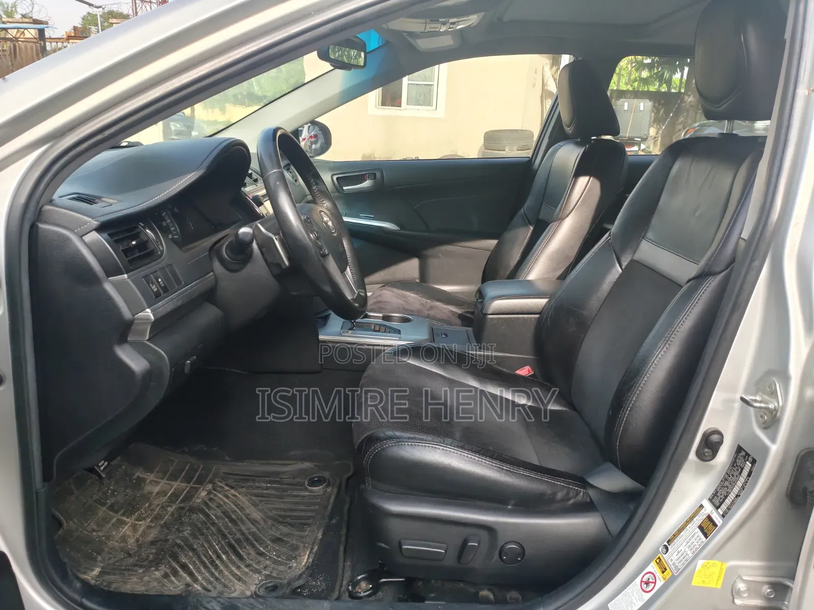 Toyota Camry SE 4dr Sedan (3.5L 6cyl 6A) 2014 Silver
