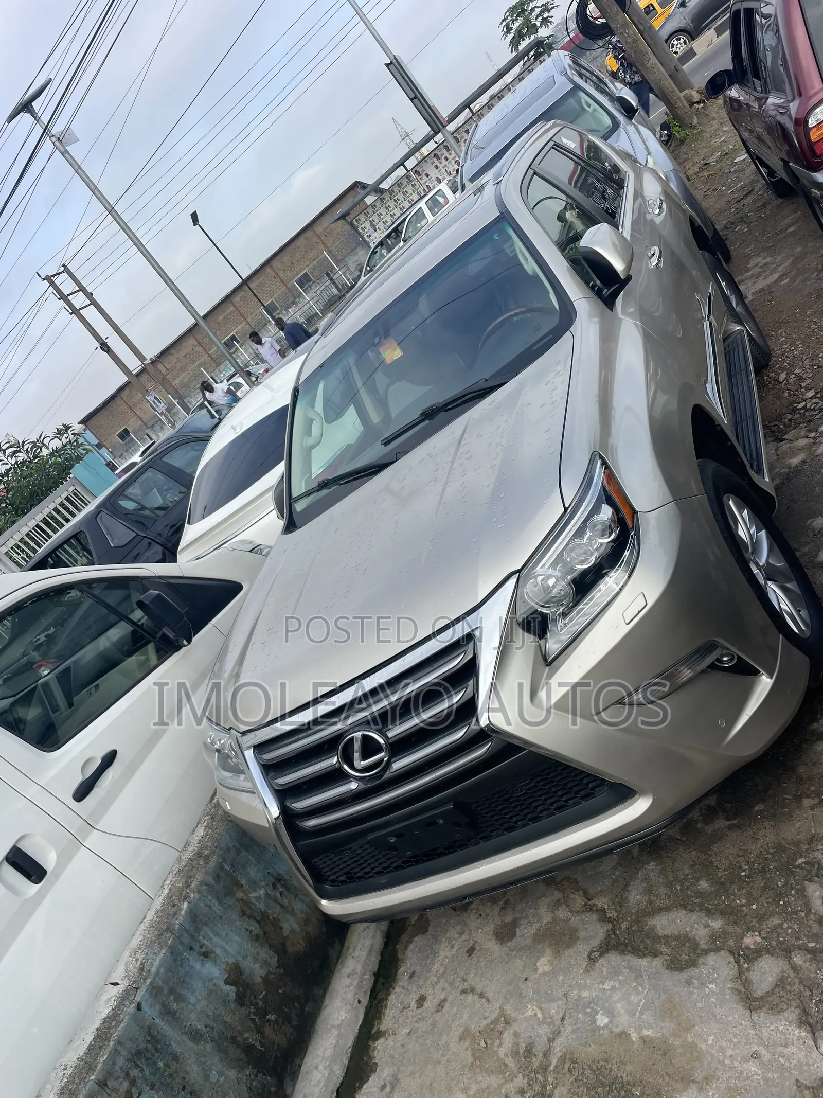 Lexus GX 460 Luxury 2016 Gold