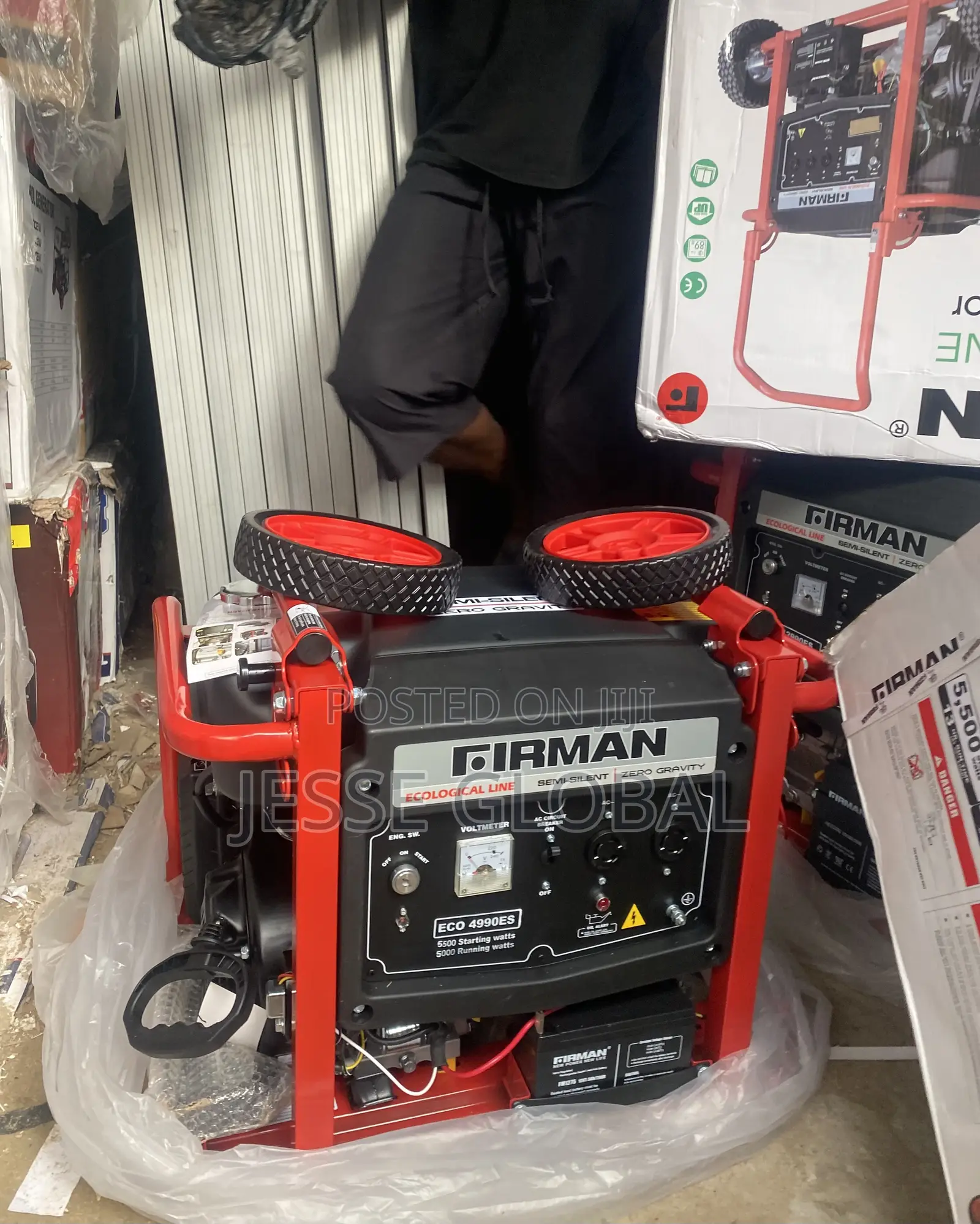 SUMEC FIRMAN Generator With Wheels and Key Starter
