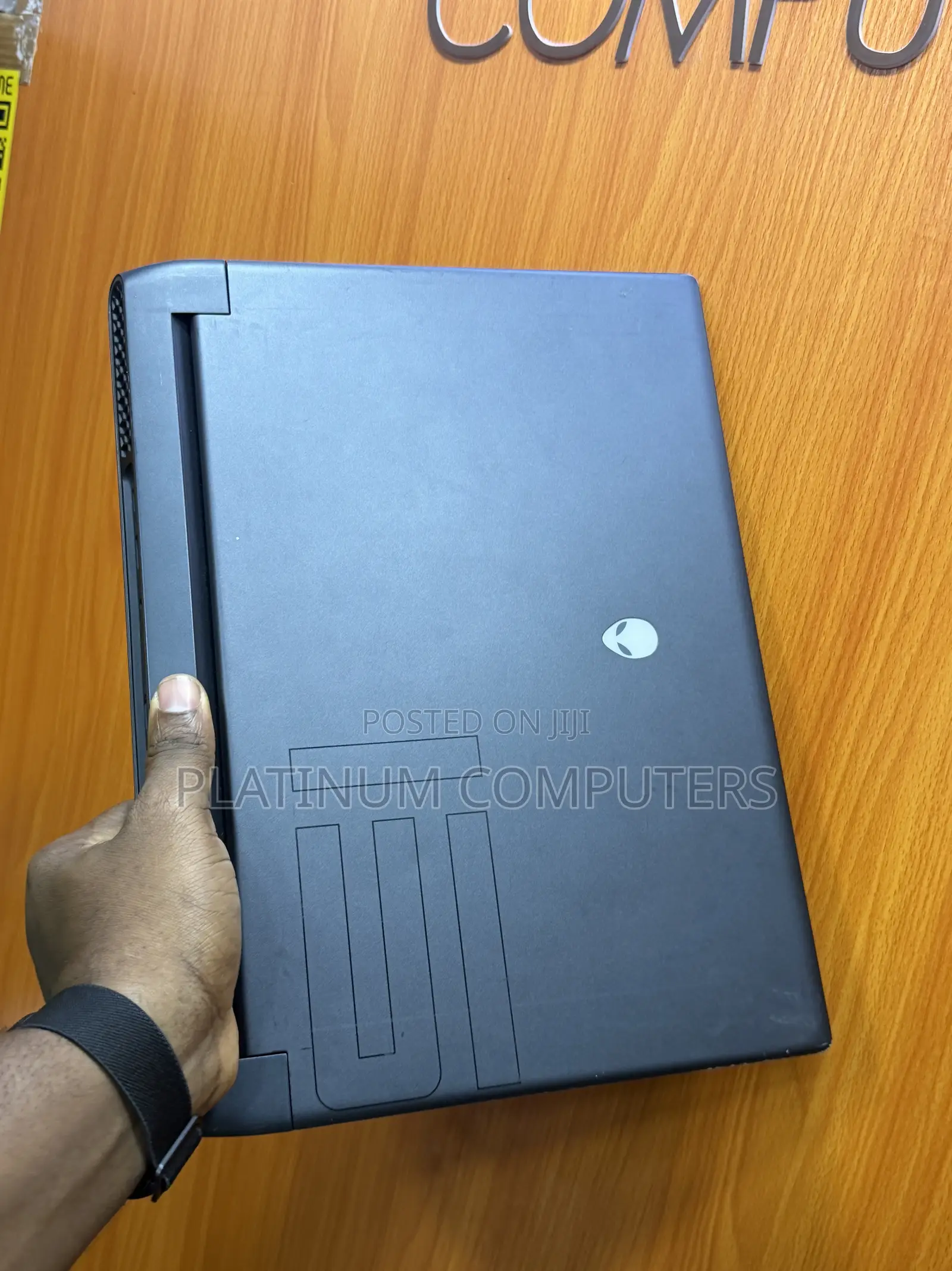 Laptop Dell Allenware M15 R5 16GB AMD Ryzen 9 SSD 512GB