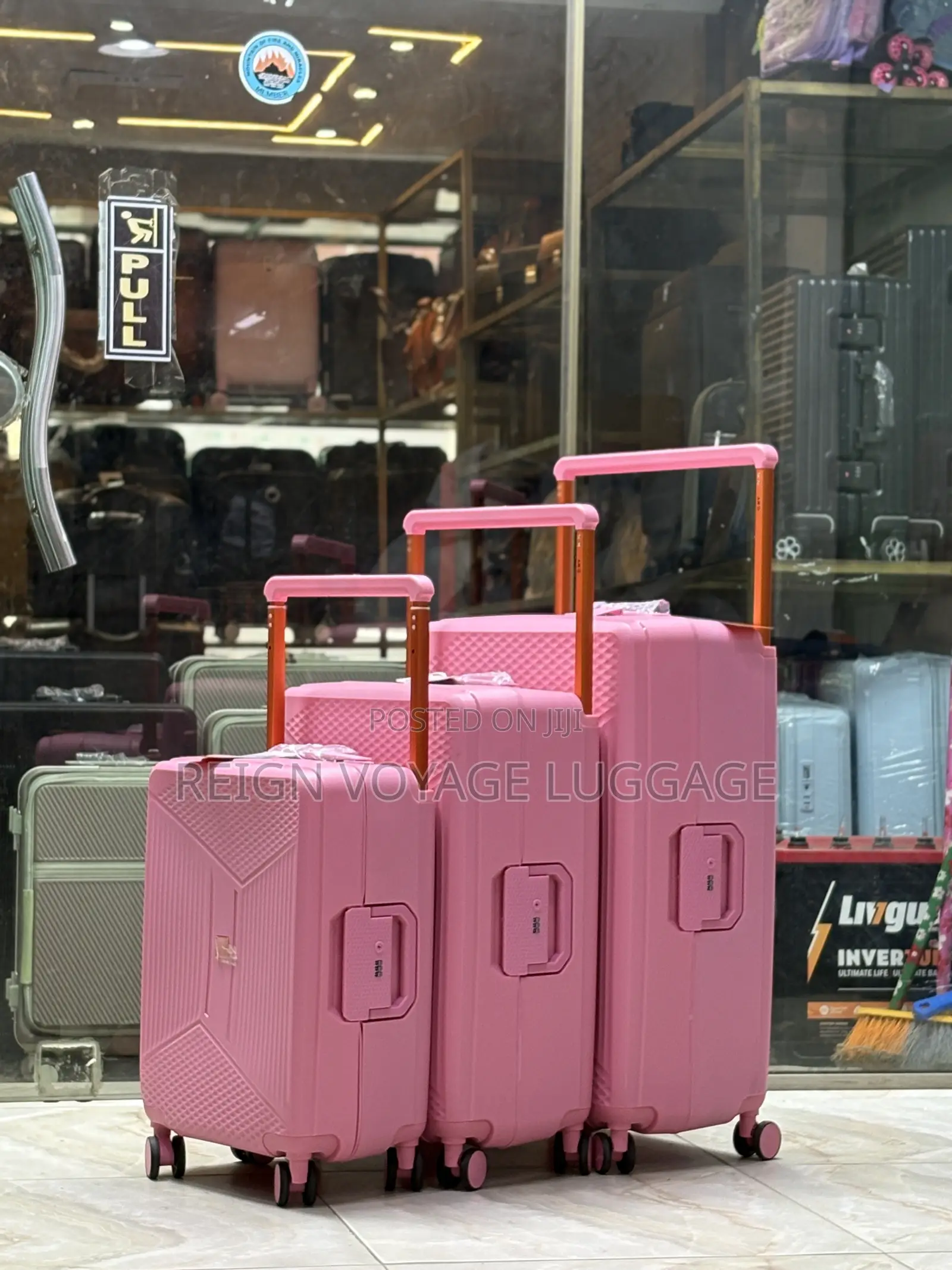 Luxury 3-Piece Hardshell Luggage Set
