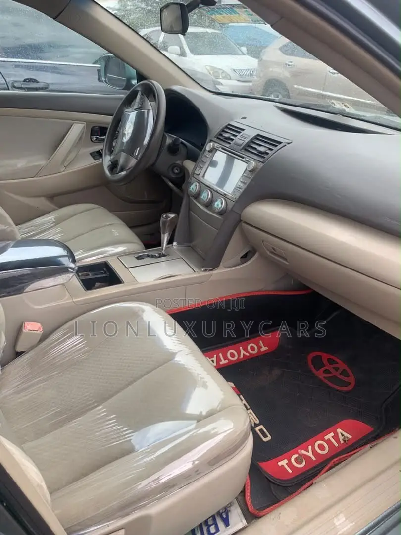 Toyota Camry 2008 Blue