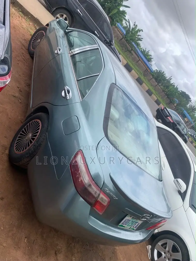 Toyota Camry 2008 Blue