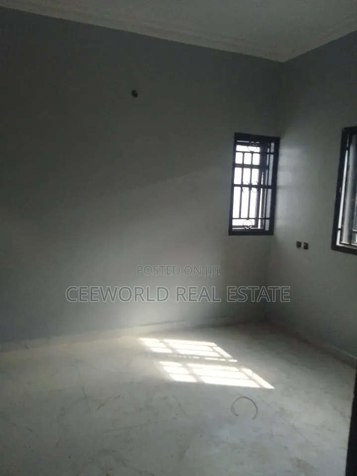 1bdrm Apartment in Ologede Estate, Akala Express for rent