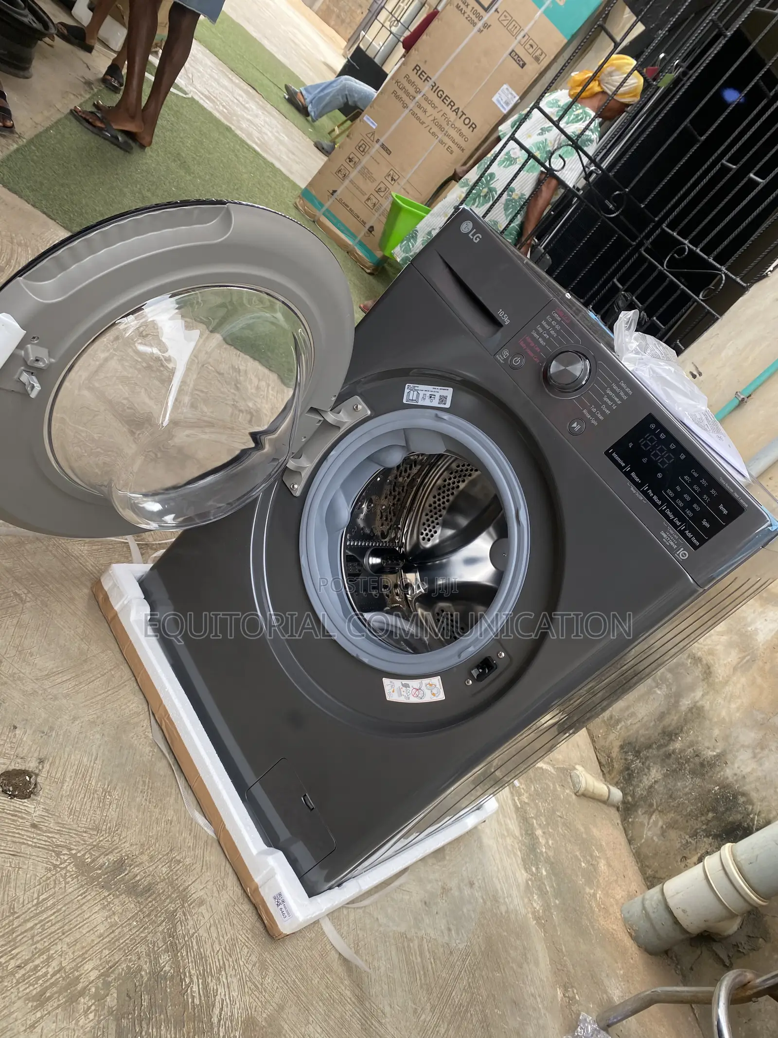 LG F4V3RYP6JE 10.5KG Front-Load Automatic Washer