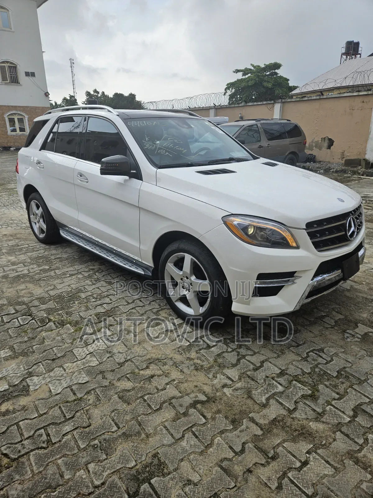 Mercedes-Benz M Class ML350 4MATIC 4dr SUV AWD (3.5L 6cyl 7A) 2015