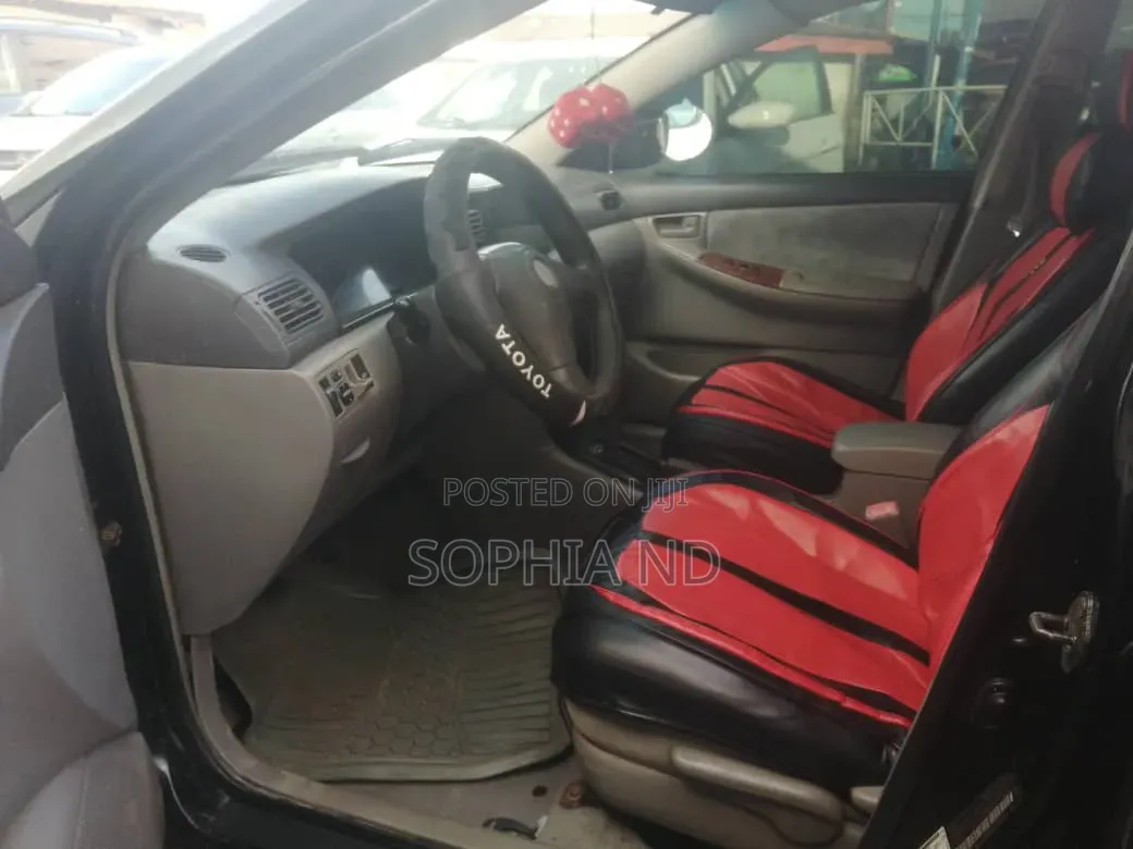 Toyota Corolla 2005 Black