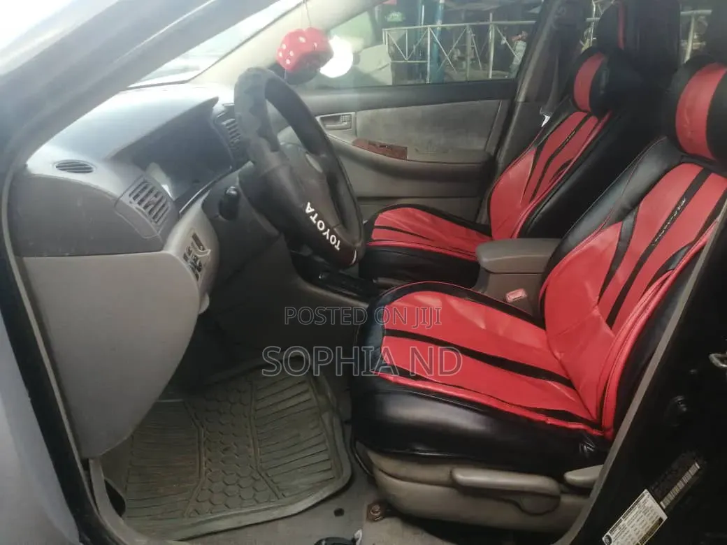 Toyota Corolla 2005 Black