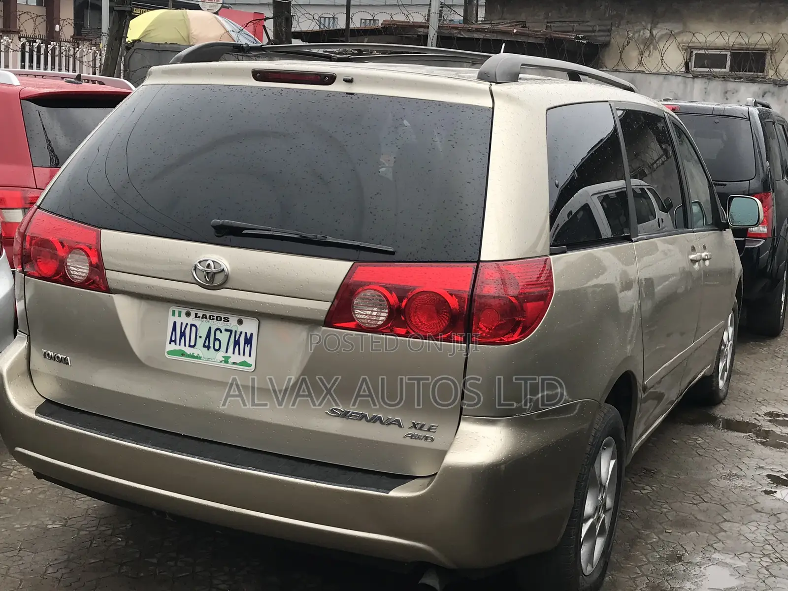 Toyota Sienna 2007 Gold