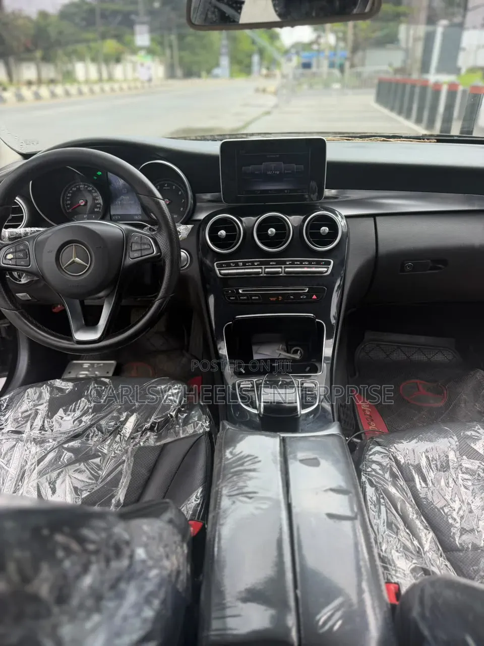 Mercedes-Benz C300 2015 Black