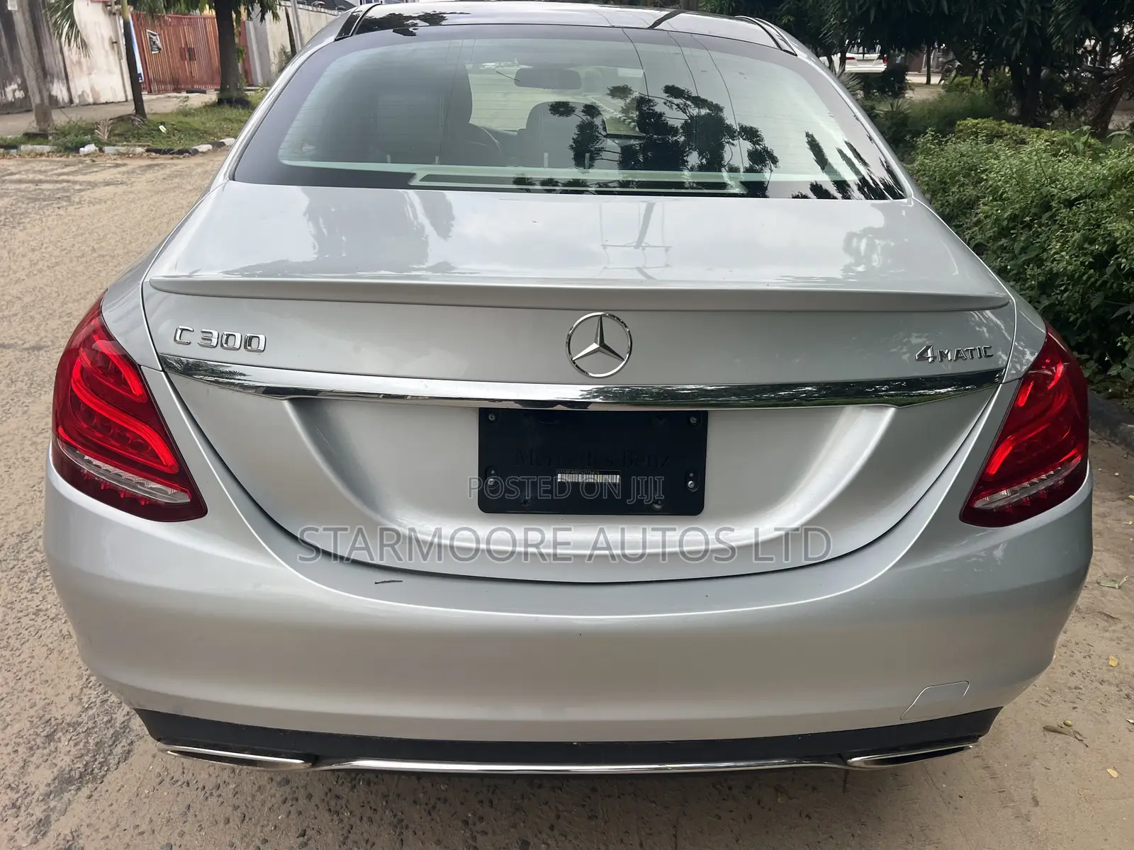 Mercedes-Benz C300 Sport 4Matic Sedan AWD (2.0L 4cyl 7A) 2017 Silver