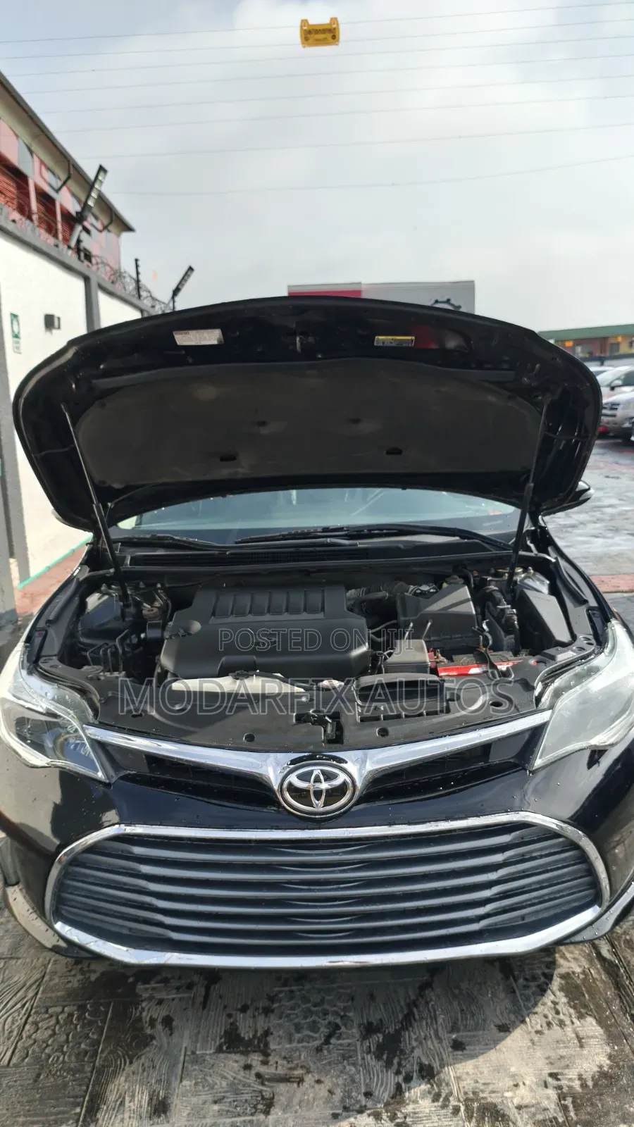 Toyota Avalon XLE Sedan FWD (3.5L 6cyl 6A) 2017 Black