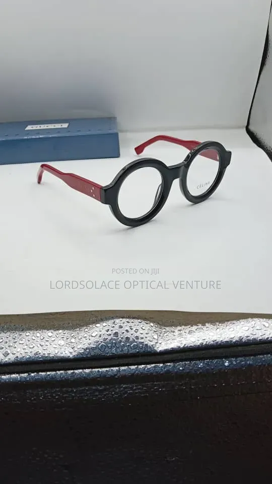 Sunlight Protection Lenses. Photochromic