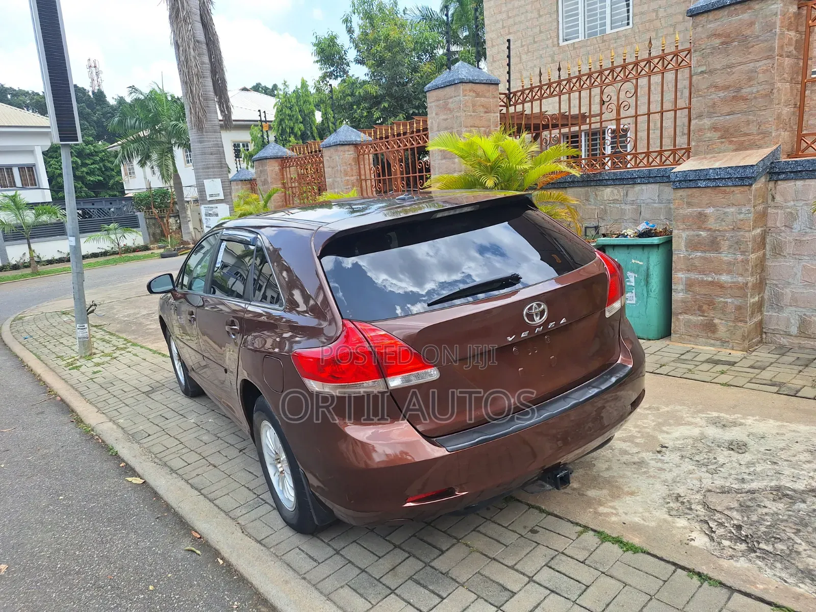 Toyota Venza 2010 Brown