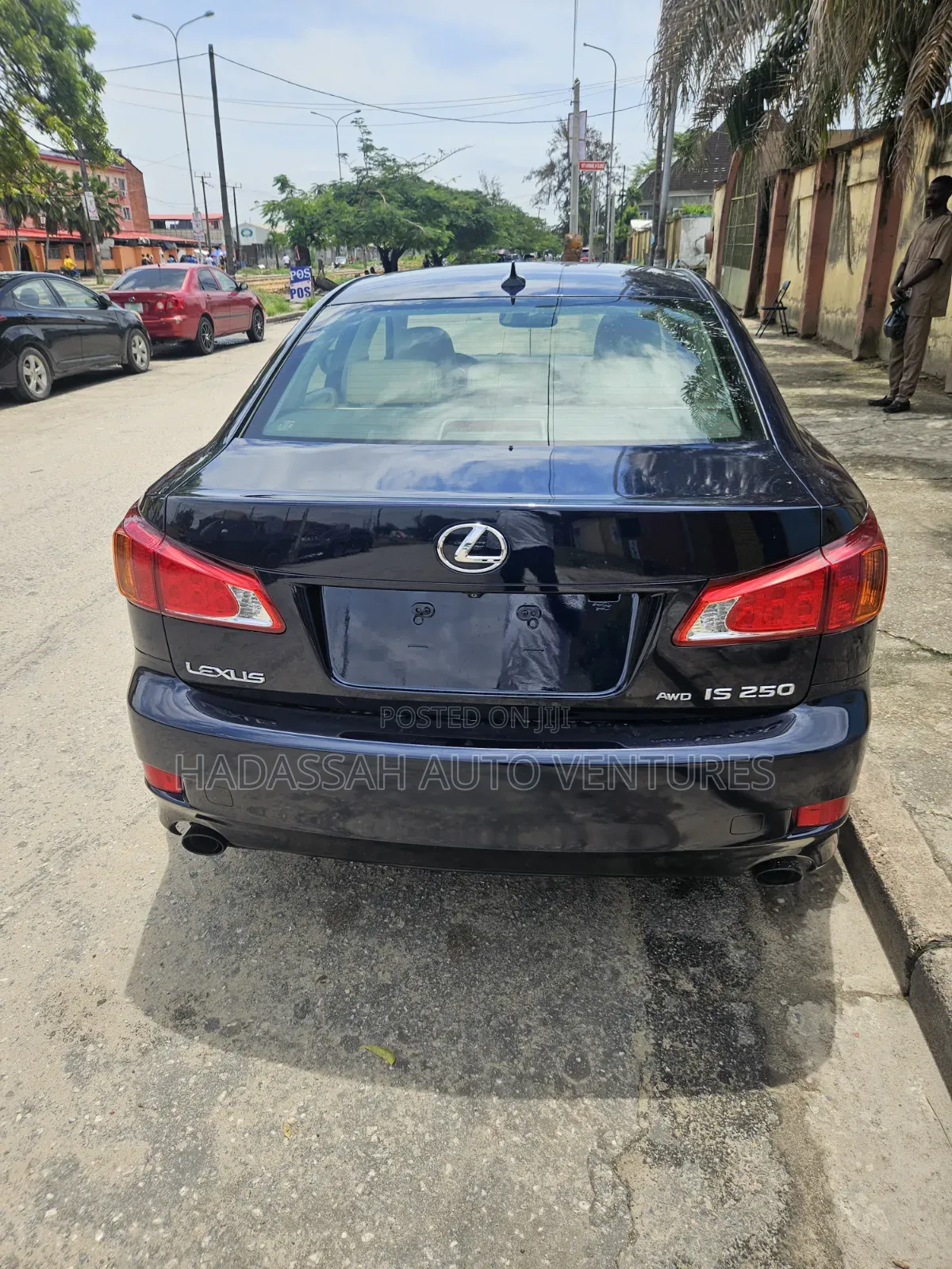 Lexus IS 2012 Blue