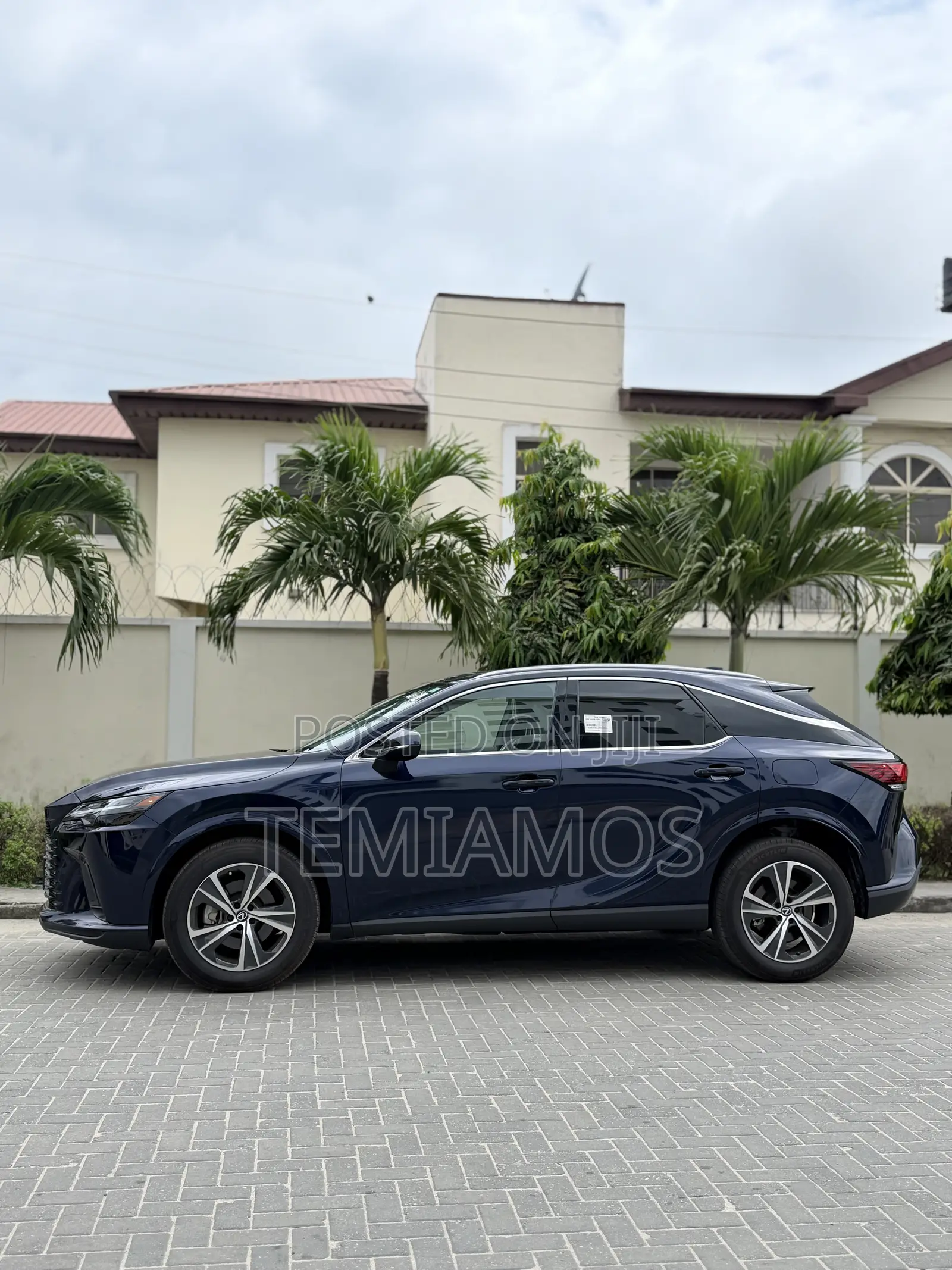 Lexus RX 2025