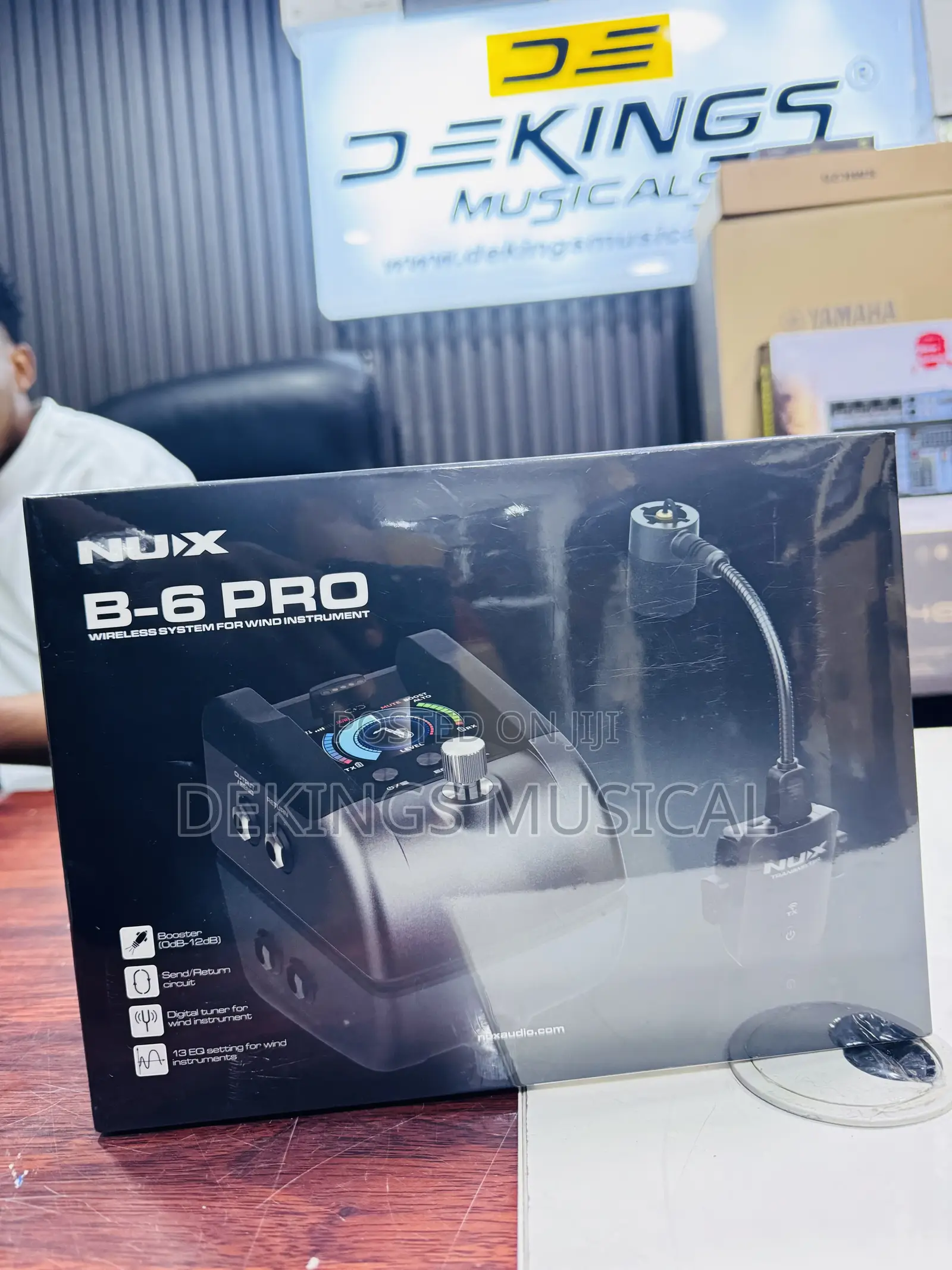Nux B6 Pro Wireless Saxophone Microphone