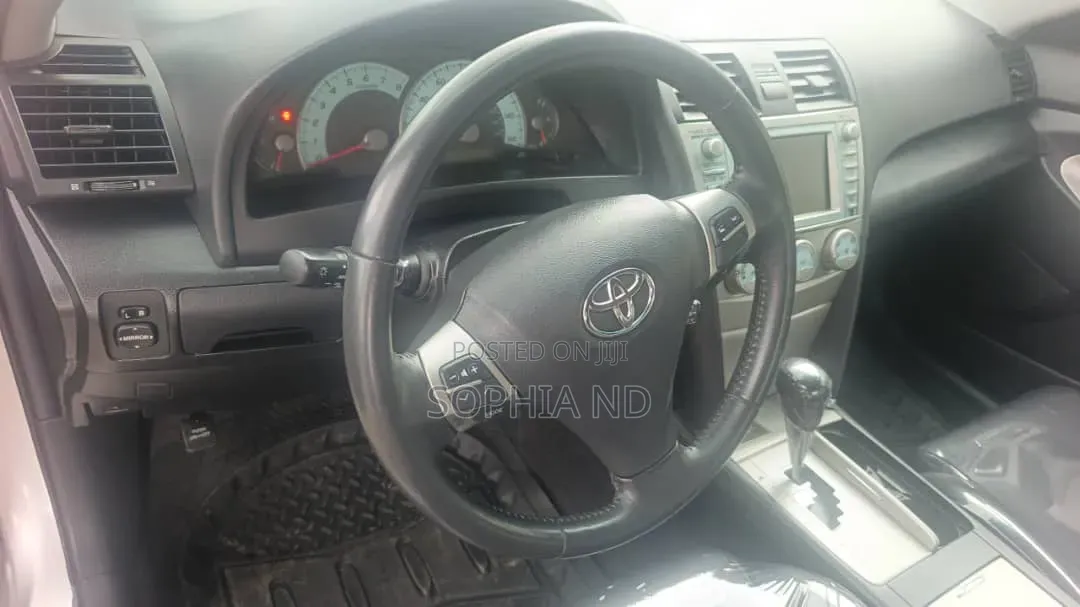 Toyota Camry 2008 Silver
