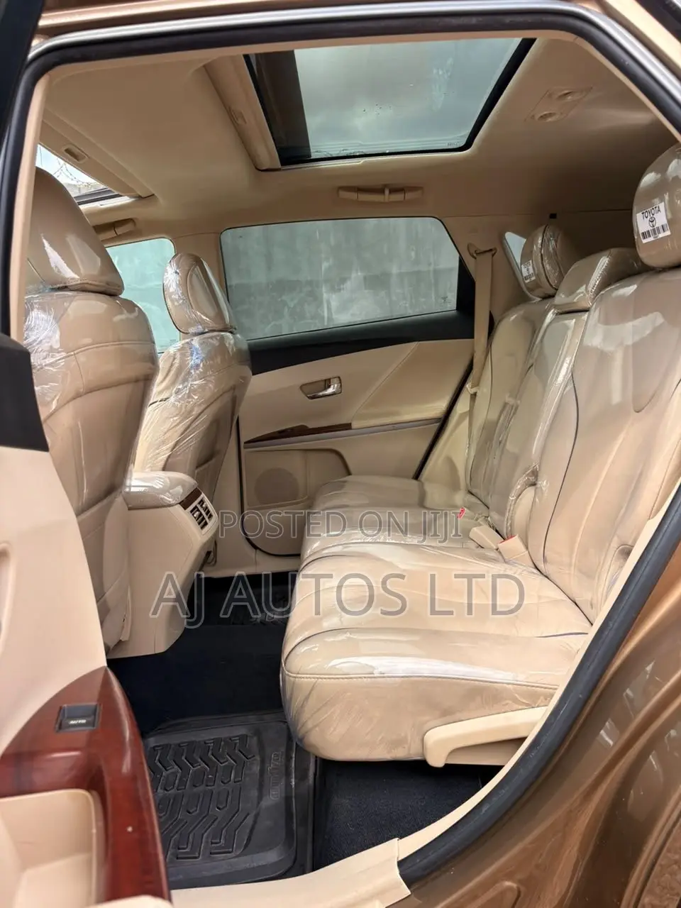 Toyota Venza 2010 Brown