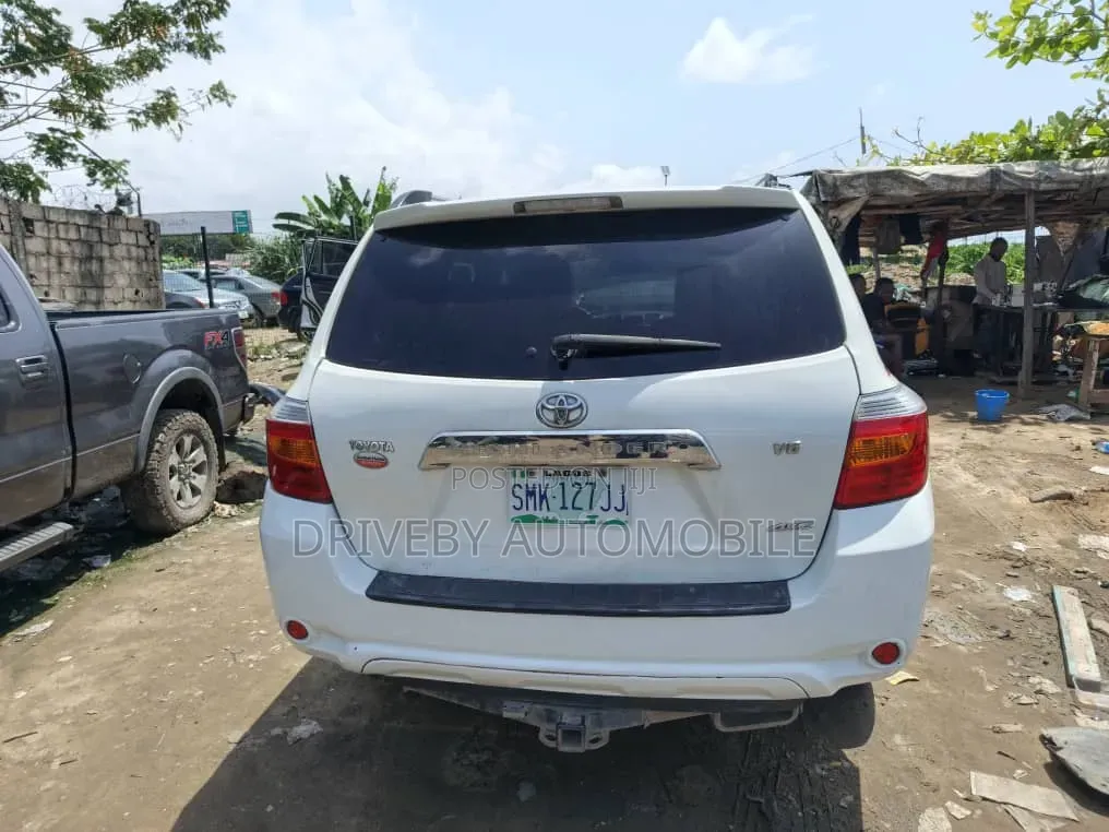 Toyota Highlander 2010 White