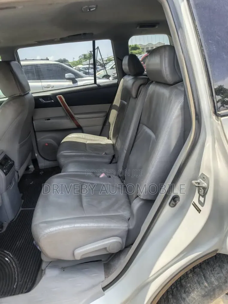 Toyota Highlander 2010 White