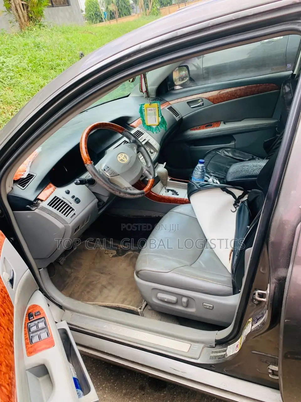 Toyota Avalon XLS 2006 Brown