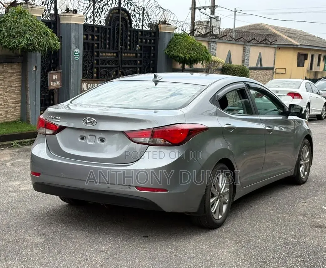 Hyundai Elantra 2015 Gray