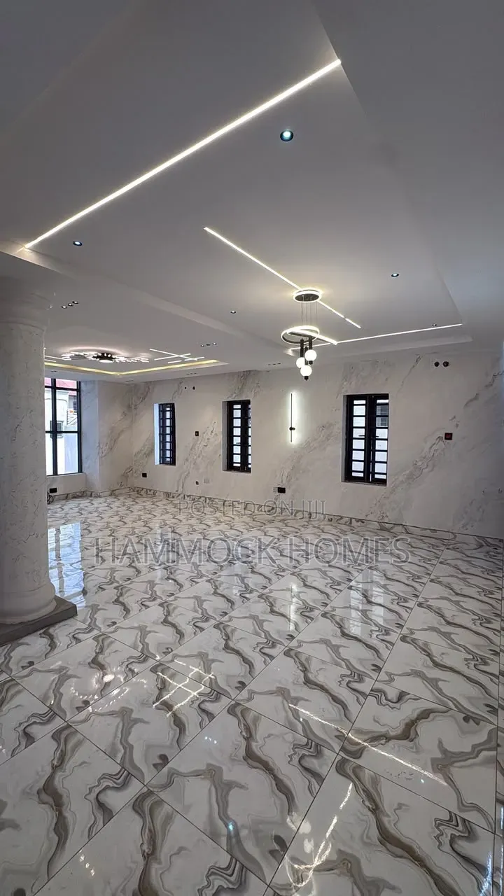4bdrm Duplex in Emmanuel Estate, Jericho for sale