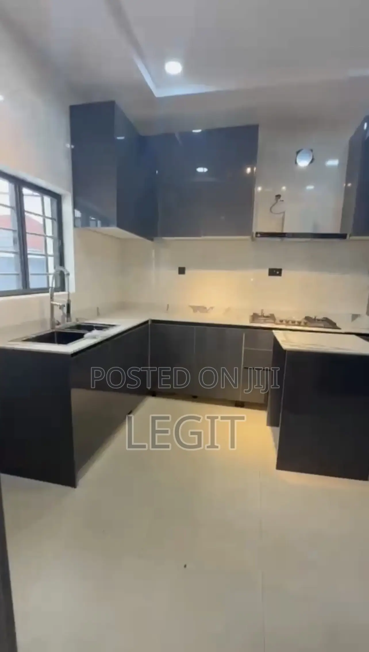 3bdrm Bungalow in Gwarinpa for sale