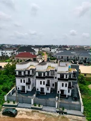 4bdrm Duplex in Carlton Gate Estate, Akobo for sale